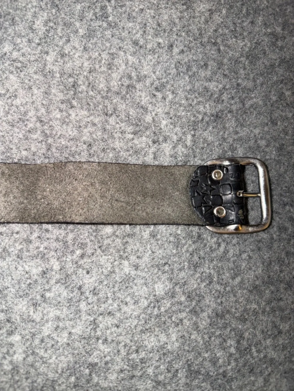 HURLEY Leather Buckle Cuff Bracelet - Picture 9 of 11